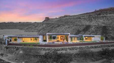 Living the Resort Lifestyle: Club-Centered Neighborhoods in Vegas